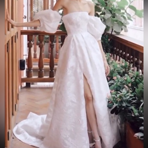 Custom Made Wedding Dress with Puff Sleeve - Picture 5 of 5